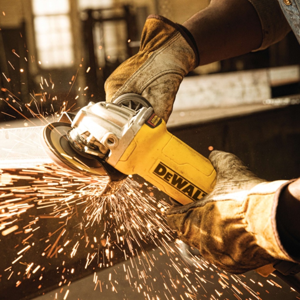 Esmeril Angular Eléctrico 4-1/2" 1500W Dewalt