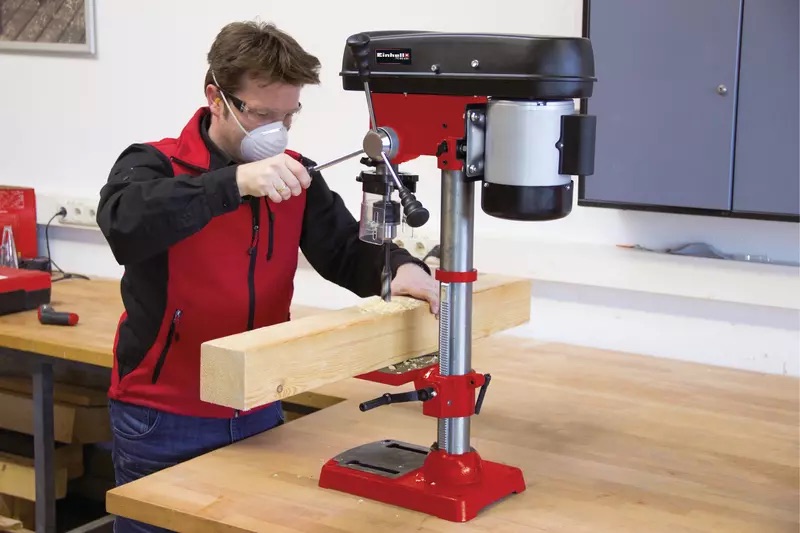 Taladro pedestal eléctrico einhell 630W