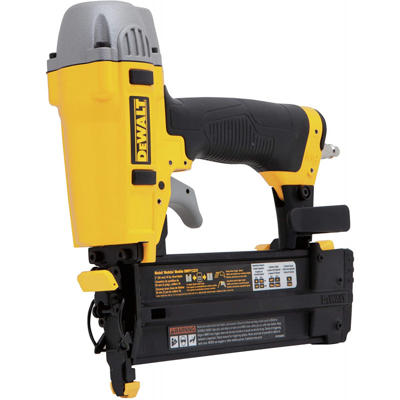 Clavadora neumatica dewalt